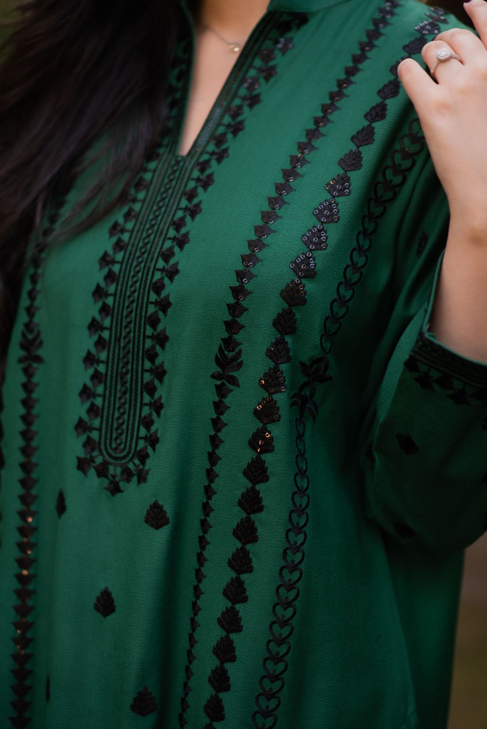 Winter Embroidered Dhanak 2pc green - DC01