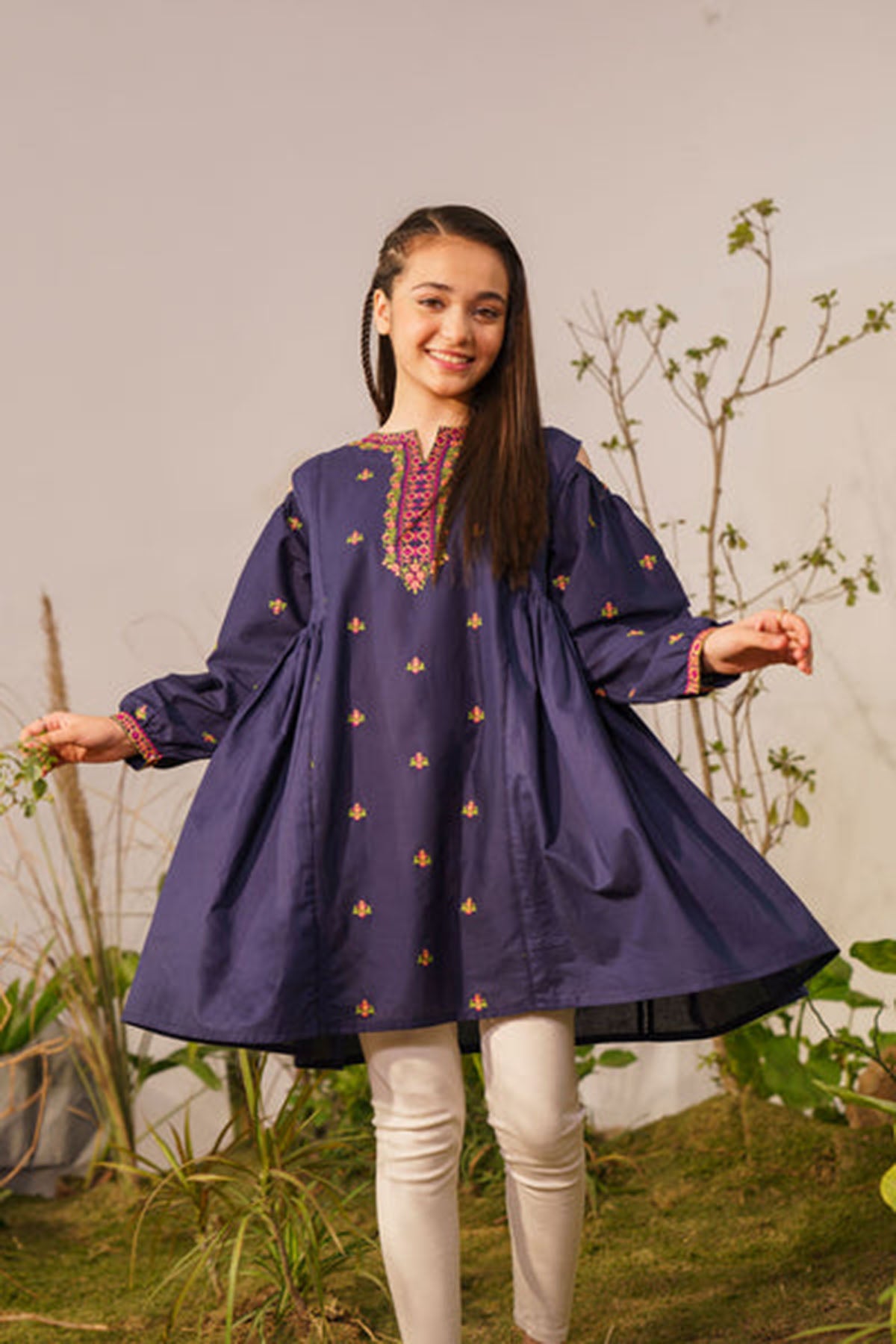 Zooj Fully Embroidered Lawn 2Pc-Ga04