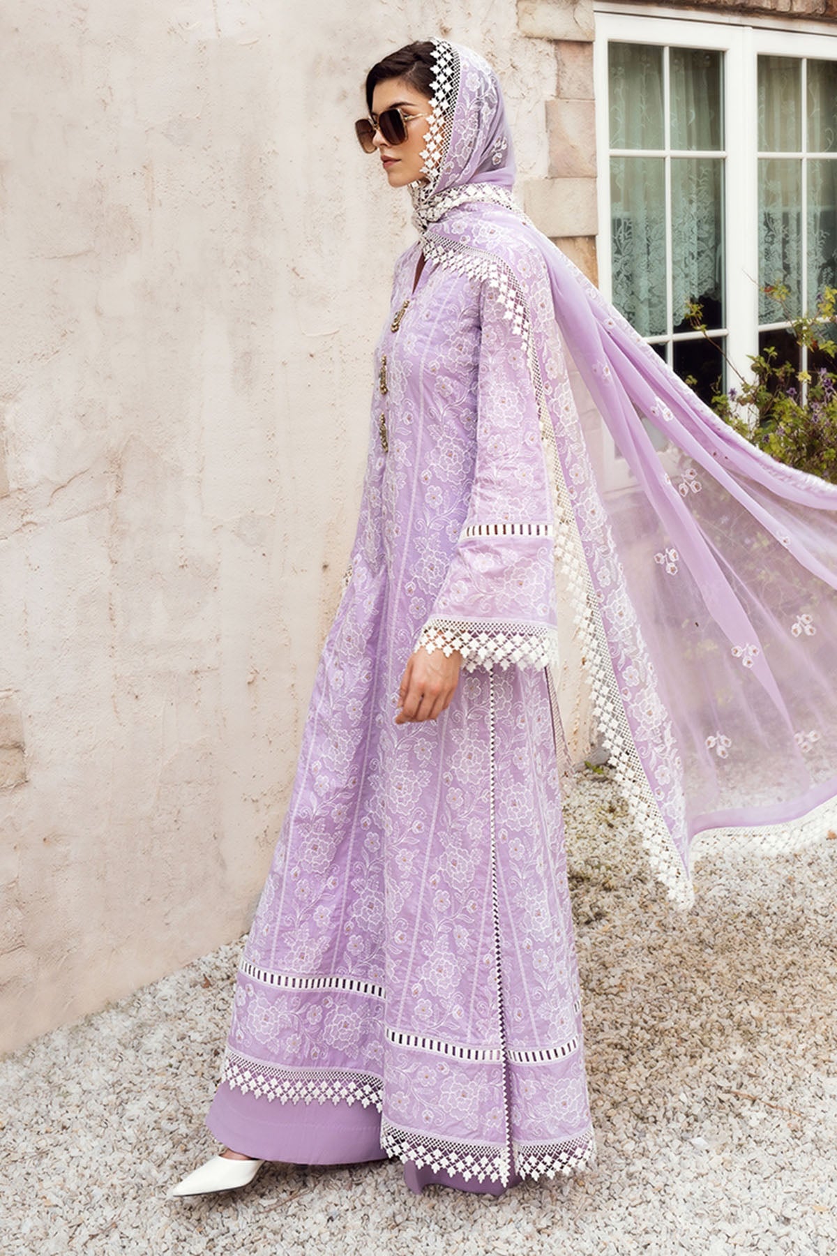 Bareeze Embroidered Lawn 3pc with Embroidered Crinkle Chiffon Dupatta - GA10