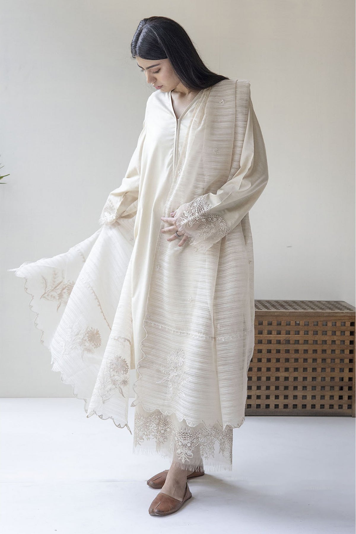 Gul-e-Lala 3PC Embroidered Dhanak with Embroidered Slub Net Dupatta - GA1761