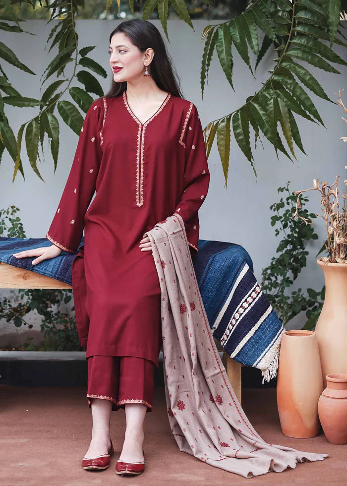 Winter mahroon 3PC Embroidered Dhanak Suit with Heavy Embroidered Dhanak Shawal -GA102185