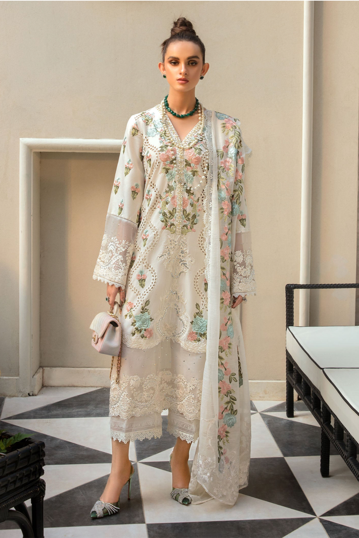 Crimson Heavy Embroidered 3pc with Slub net Embroidered Dupata -Ga1631