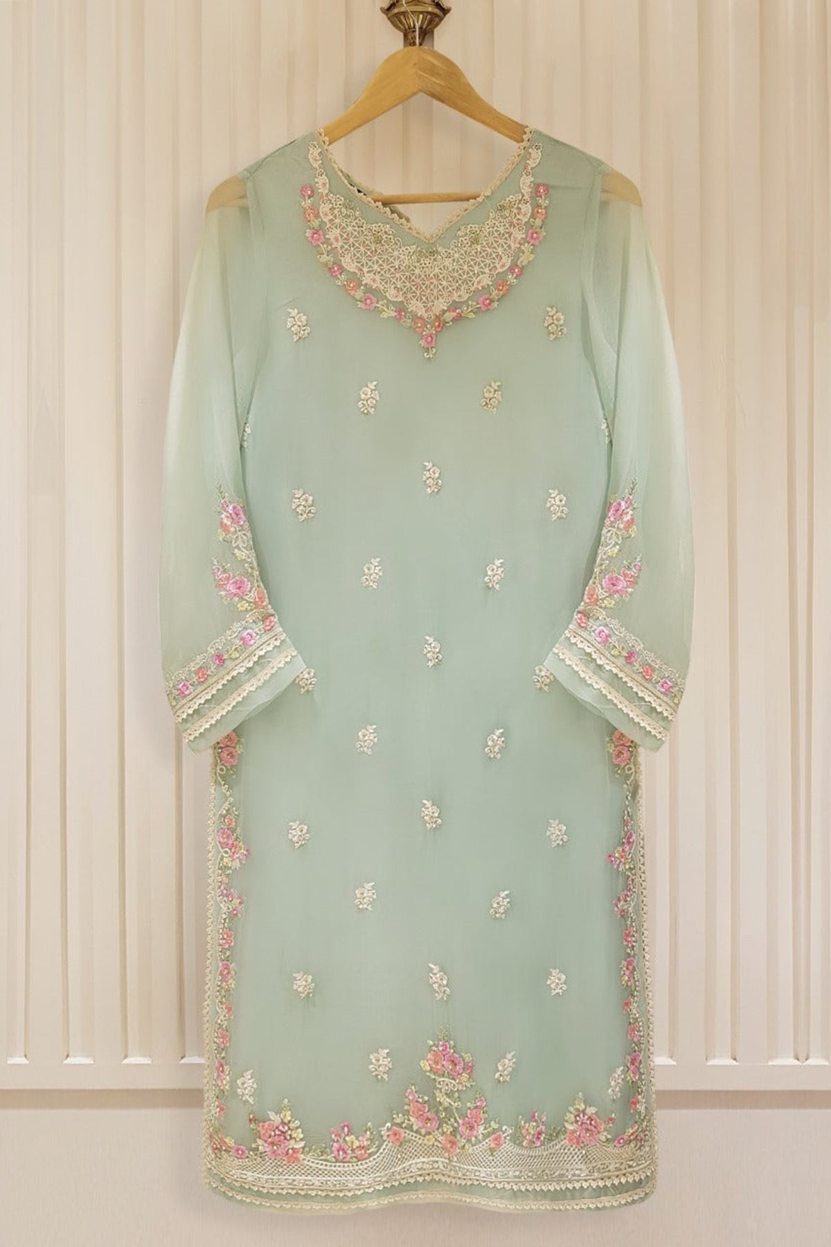Agha Noor Heavy Embroidered 3pc with Embroidered Organza dupatta-GA1805