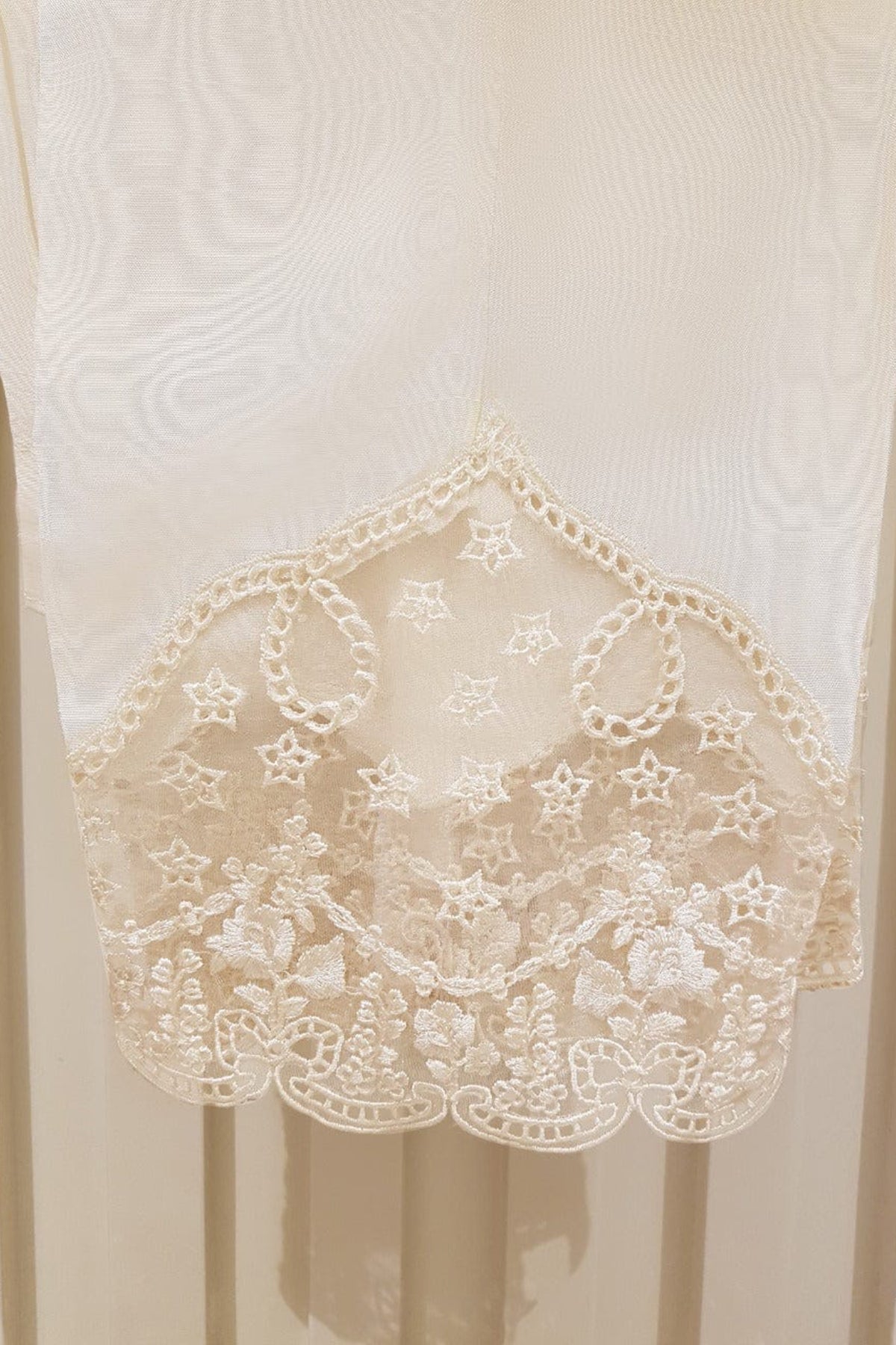 Agha Noor Heavy Embroidered 3pc with Embroidered Organza dupatta-GA1806