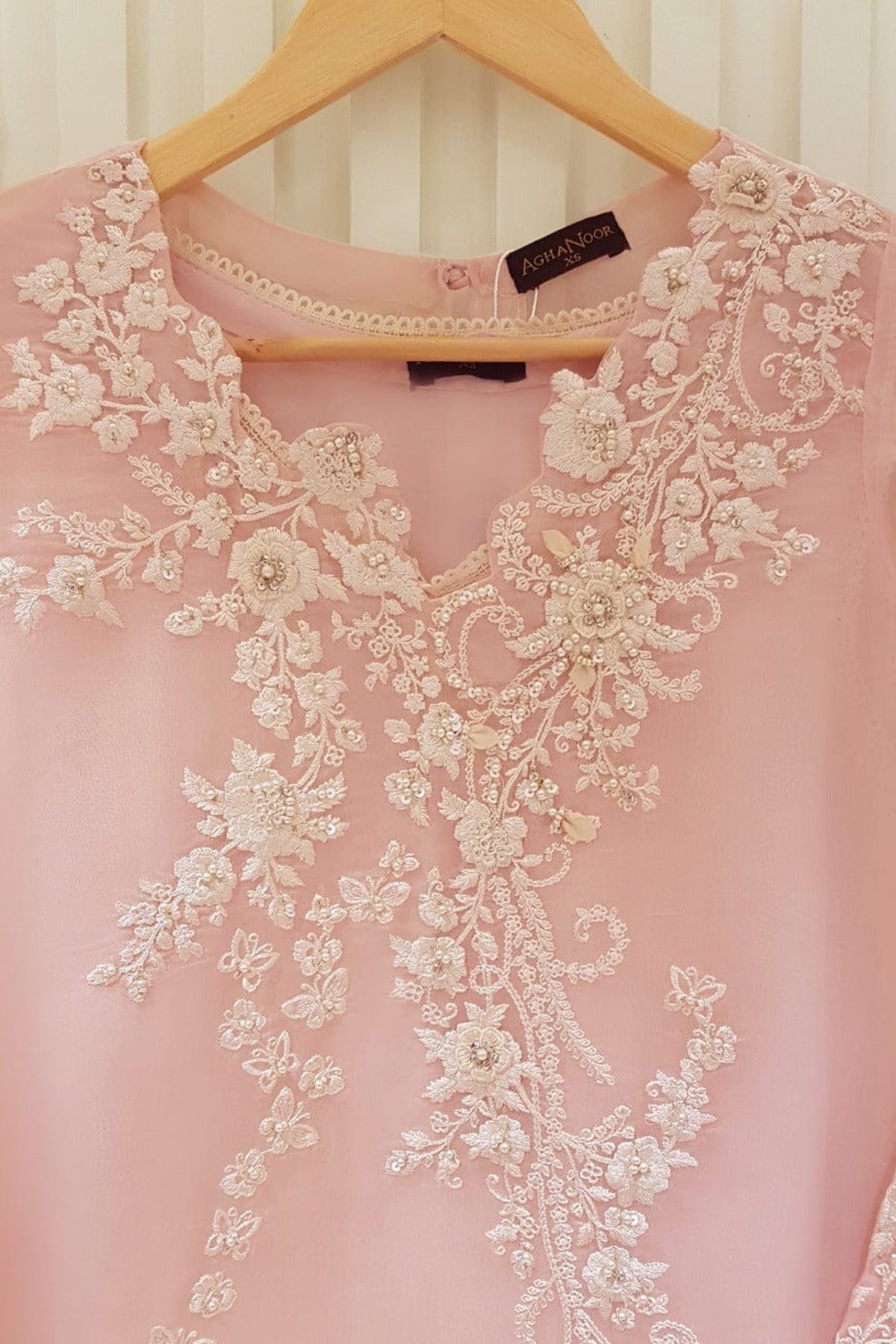 Agha Noor Heavy Embroidered 3pc with Embroidered Organza dupatta-GA1806