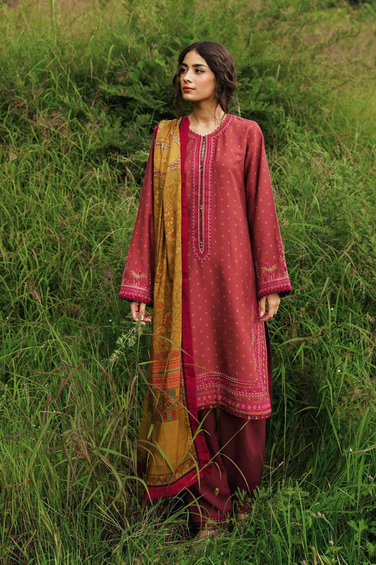 Zara Shahjahan 3PC Embroidered Linen with Embroidered Whool Shawl - GA1757