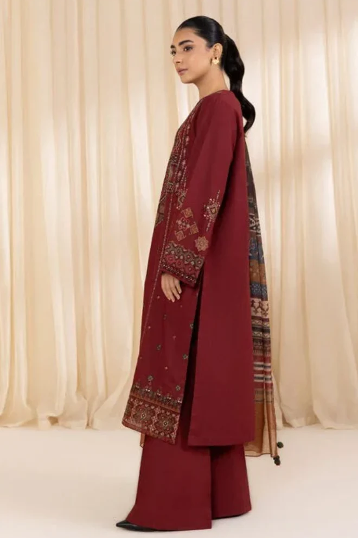 Sapphire 3PC Embroidered karandi Suit with Printed Shawal -DC2080