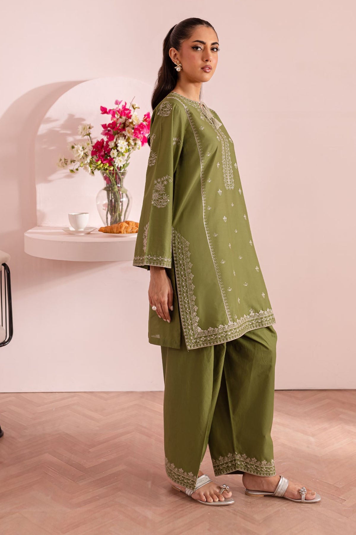 Batik Embroidered Dhanak 2pc- GA1918