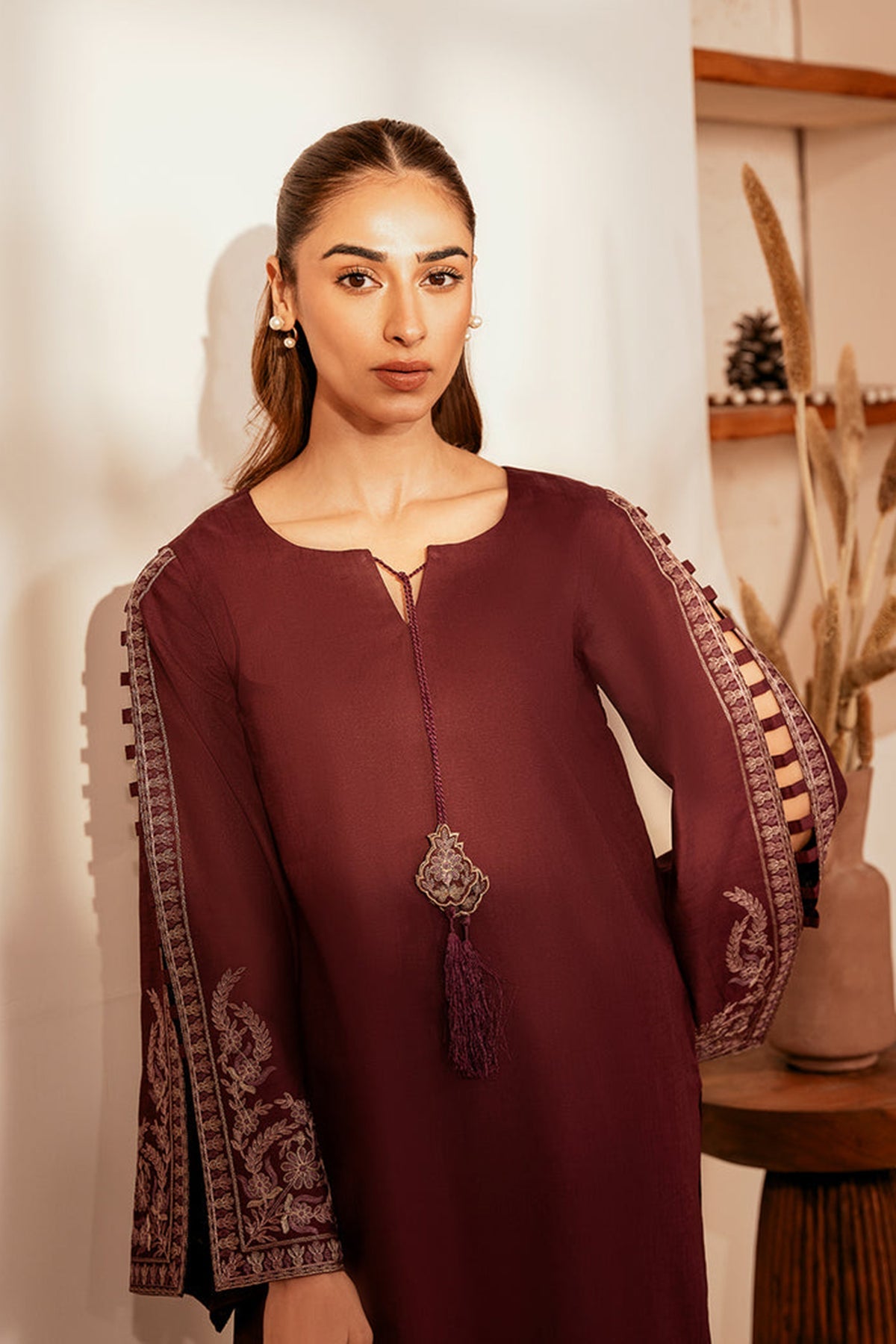 Cinq Apparel Karandi Embroidered 2PC - DC2078