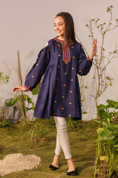 Zooj  Fully Embroidered Lawn 2Pc-Ga04