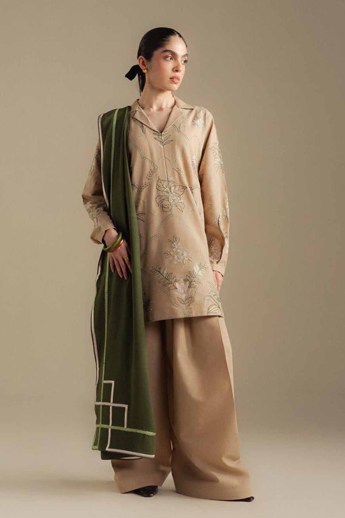 Zarashah Jahan Embroidered Dhanak 3pc with Printed Shawl- DC2117