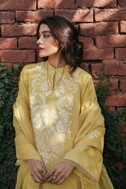 Zara Shahjahan  lawn Suit with Heavy Embroidered Organza dupata-GA102157