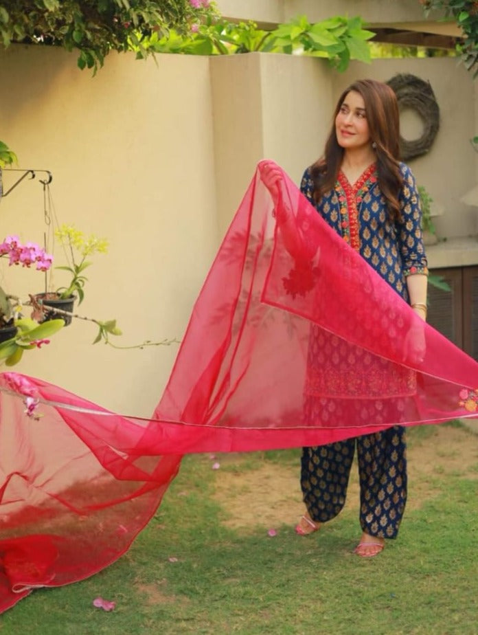 Luxury Printed Embroidered Lawn 3pc with Embroidered Organza Dupatta -GA1726
